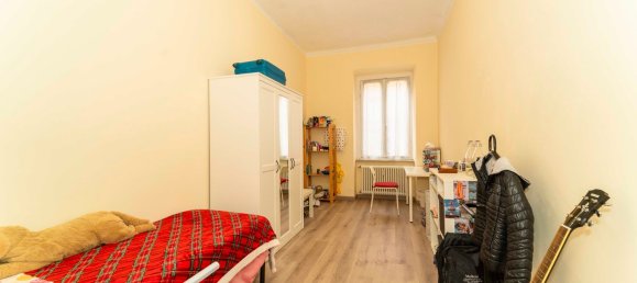 9 bedrooms Apartment in Turin, Italy No. 320478 16
