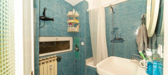 9 bedrooms Apartment in Turin, Italy No. 320478 23