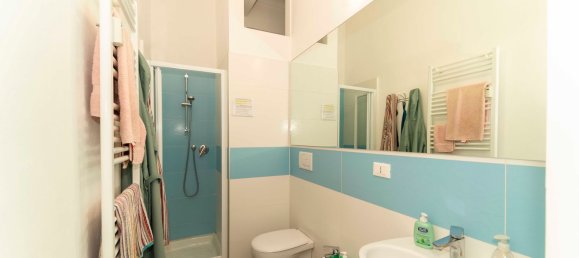 9 bedrooms Apartment in Turin, Italy No. 320478 22