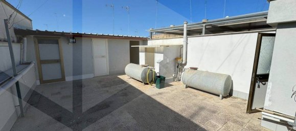 3-salle Appartement à Barletta, Italy No. 17229 20