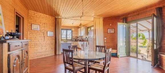 2 bedrooms Villa in Tarquinia, Italy No. 220608 5