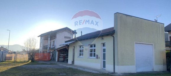 10 rooms House in Feltre, Italy No. 163403 2