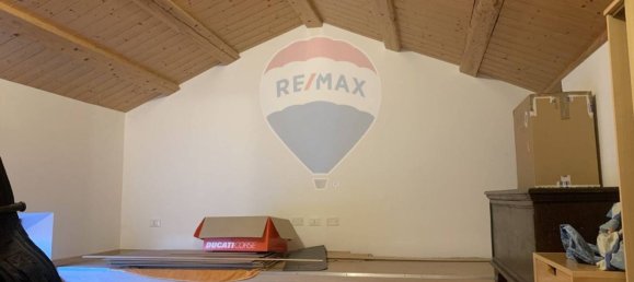 10 rooms House in Feltre, Italy No. 163403 36