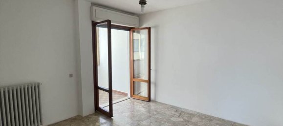 Квартира с 2 спальнями в Фоллоника, Италия № 60222 13