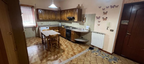 4 bedrooms Apartment in San Cesareo, Italy No. 358265 2