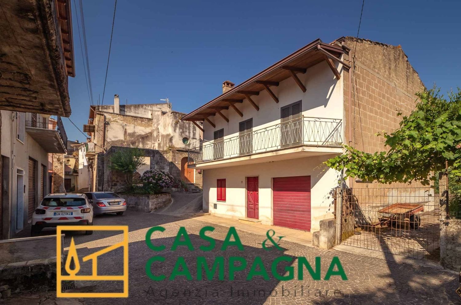 6 غرف نوم فيلا في Marzano Appio, Italy رقم 325692