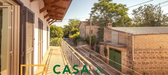 6 غرف نوم فيلا في Marzano Appio, Italy رقم 325692 16