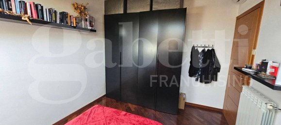 Apartamento T2 em Vanzaghello, Italy N.º 305833 15