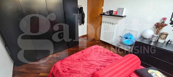 Apartamento T2 em Vanzaghello, Italy N.º 305833 13