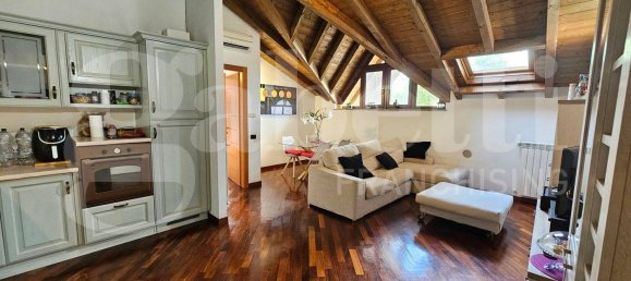 Apartamento T2 em Vanzaghello, Italy N.º 305833 2