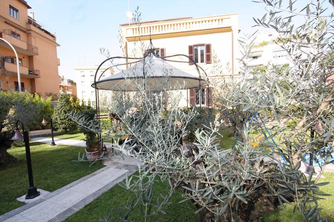 3 Schlafzimmer Villa in Rome, Italy, Nr. 44090