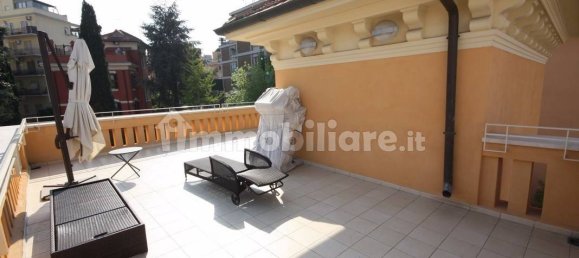 3 Schlafzimmer Villa in Rome, Italy, Nr. 44090 20