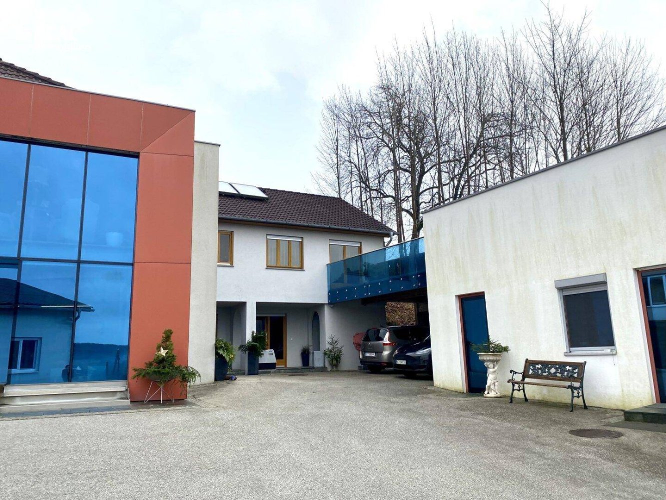 1500m² Building in Pischelsdorf am Kulm, Austria No. 15116