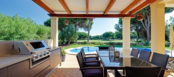 4 bedrooms Villa in Quarteira, Portugal No. 203724 2