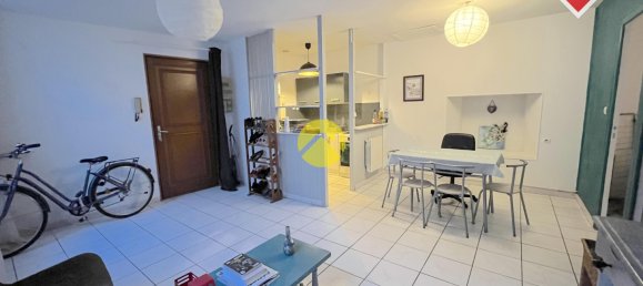 1 bedroom Apartment in Bourges, France No. 156174 3