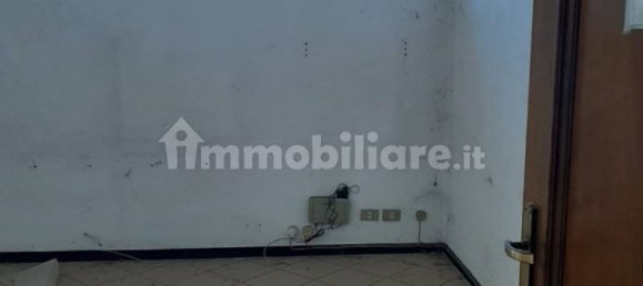 2 rooms Office in Arezzo, Italy No. 62893 7