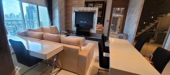 Дуплекс с 4 спальнями в Ваттхана, Таиланд № 75506 2