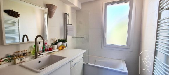 Apartamento de 3 dormitorios en Talant, France No. 53786 12