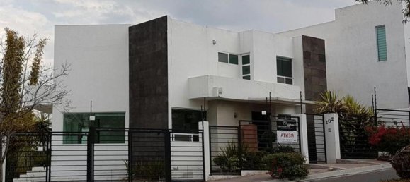 3 bedrooms House in Queretaro, Mexico No. 162796 2