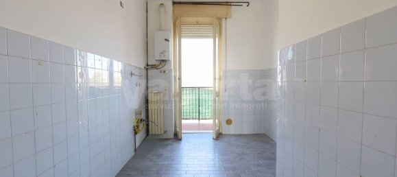3 rooms Apartment in Monza, Italy No. 216843 11