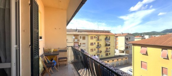 3 rooms Apartment in Fabriano, Italy No. 290397 7