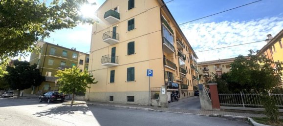 3 rooms Apartment in Fabriano, Italy No. 290397 18