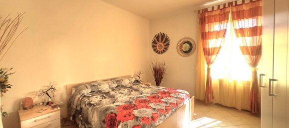 3 rooms Apartment in Fabriano, Italy No. 290397 9