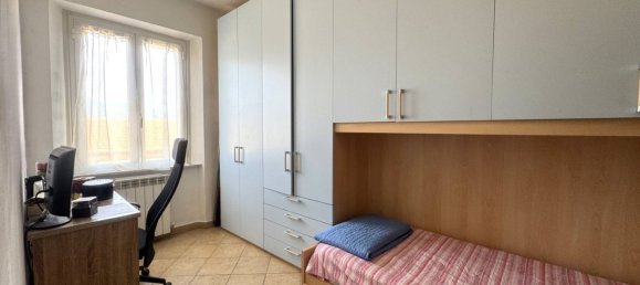 3 rooms Apartment in Fabriano, Italy No. 290397 16