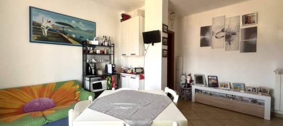 3 rooms Apartment in Fabriano, Italy No. 290397 4