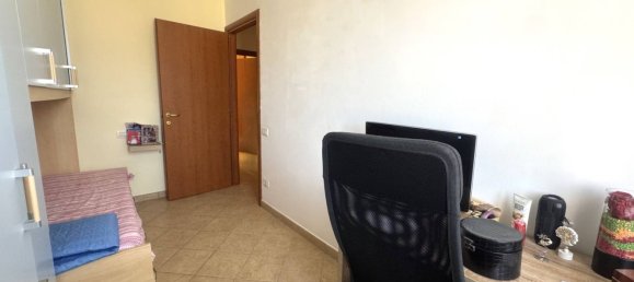 3 rooms Apartment in Fabriano, Italy No. 290397 17