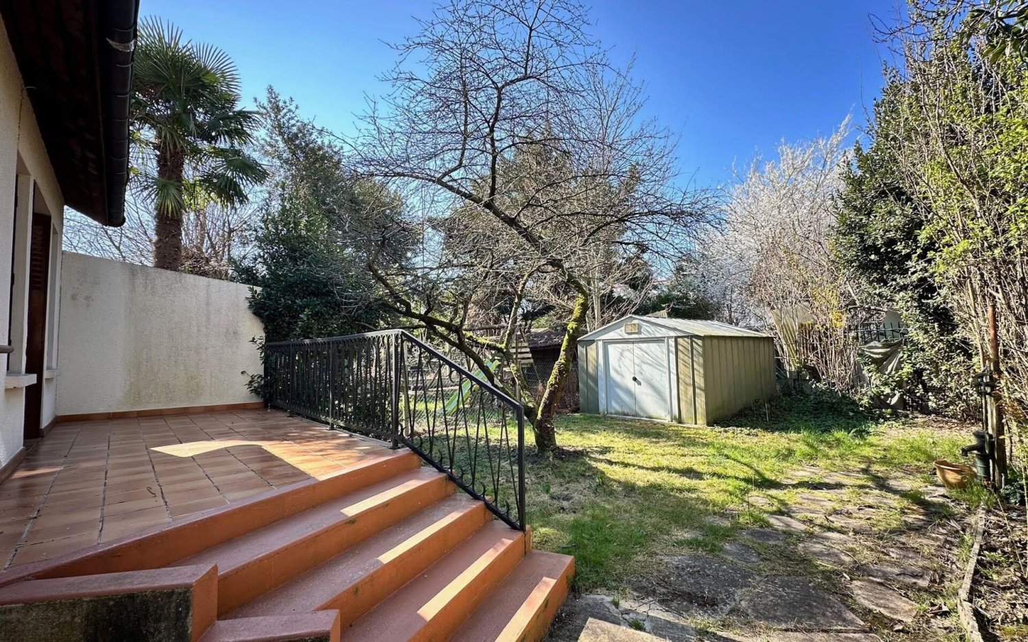 2 Schlafzimmer Haus in Neuilly-sur-Marne, France, Nr. 163296