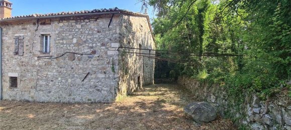 8-salle Maison à Todi, Italy No. 143770 10