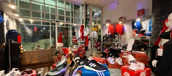 Propiedad comercial en Crema, Italy 34 m² No. 154139 3