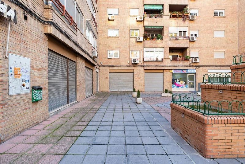 67m² Commercial property in Granada, Spain No. 220413