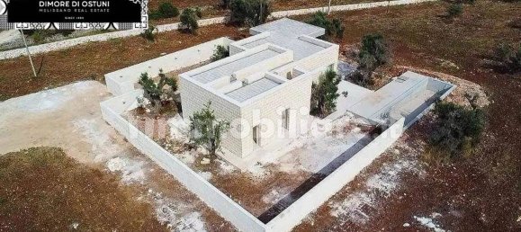 4 bedrooms Villa in Ostuni, Italy No. 348108 13