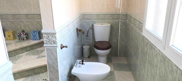 3 bedrooms Townhouse in Cullar Vega, Spain No. 173145 4