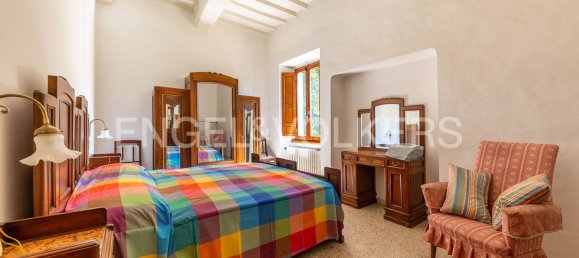 9 غرف نوم بناية في San Giustino, Italy رقم 109138 13