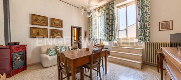 9 غرف نوم بناية في San Giustino, Italy رقم 109138 21