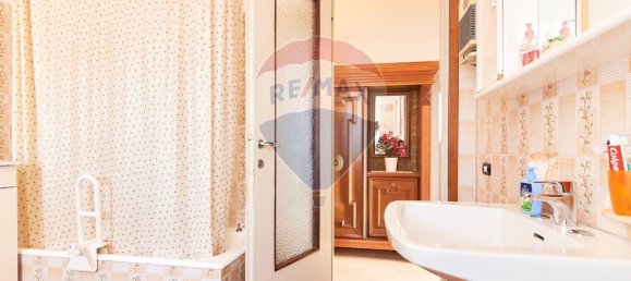 3 Schlafzimmer Penthouse in Leffe, Italy, Nr. 55630 19