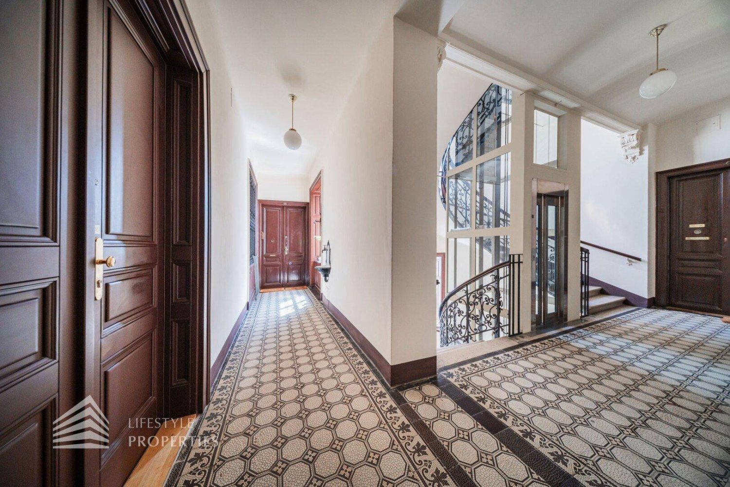 3 rooms Apartment in Mariahilf, Austria No. 236752