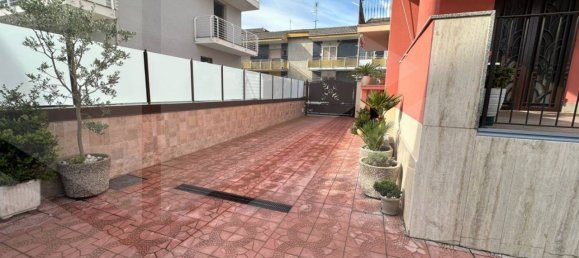 7 rooms Villa in Scisciano, Italy No. 29263 2