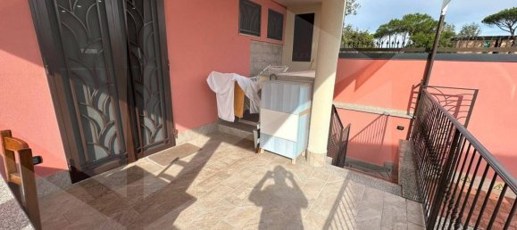 7 rooms Villa in Scisciano, Italy No. 29263 29