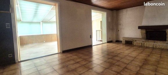 4 bedrooms House in Carcassonne, France No. 318691 2