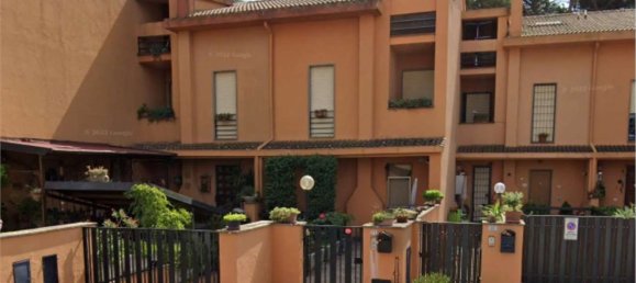 Casa de 7 habitaciónes en Capranica, Italy No. 32208 2