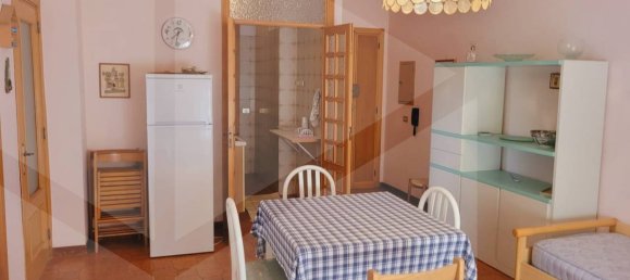 3-salle Appartement à Vieste, Italy No. 25965 5