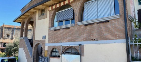 Дуплекс с 4 комнатами в Сесса Аурунка, Италия № 123585 3