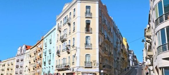 217m² Commercial property in Lisbon, Portugal No. 147319 14