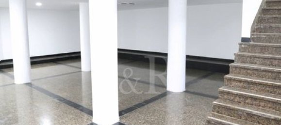217m² Commercial property in Lisbon, Portugal No. 147319 9