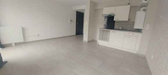 1 chambre Appartement à Saint-Ouen-l'Aumône, France No. 177738 3