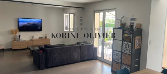 2 Schlafzimmer Villa in Pertuis, France, Nr. 355802 4